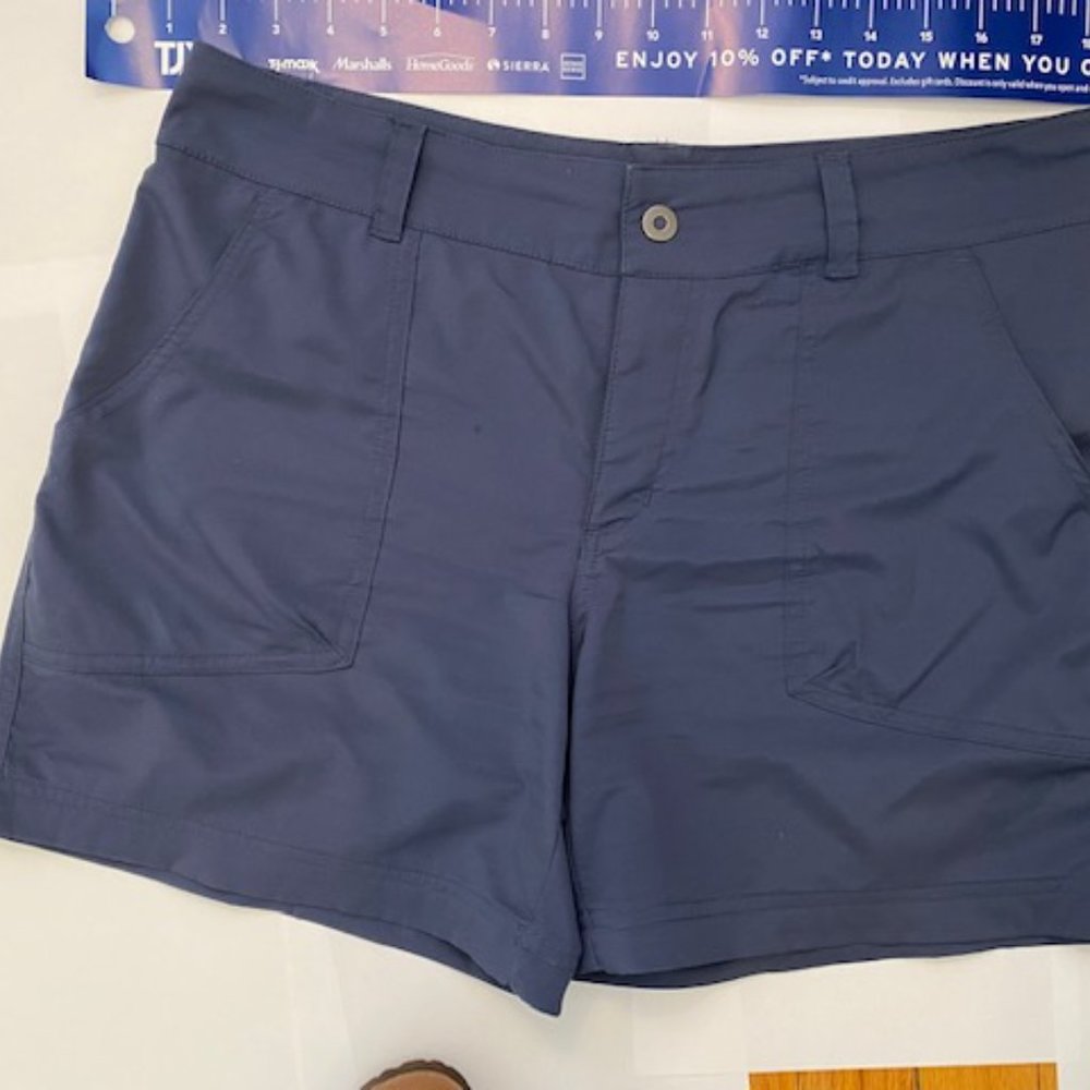 2 Pair Coumbia Kestrel Trail Short 12